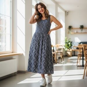 Croft & Barrow Navy Blue and White Floral Print Sleeveless Smocked Midi Dress